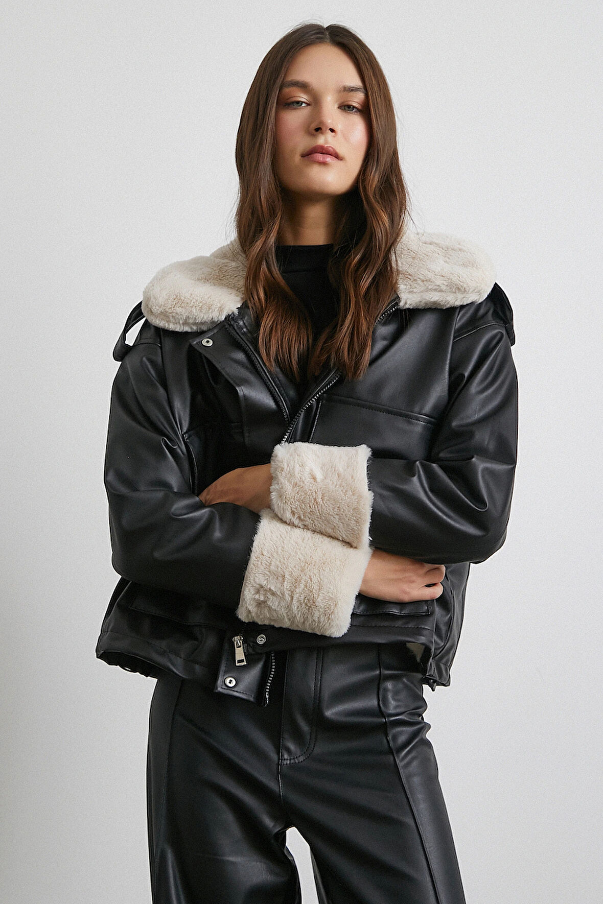 Körüklü Cep Deri Mont Siyah