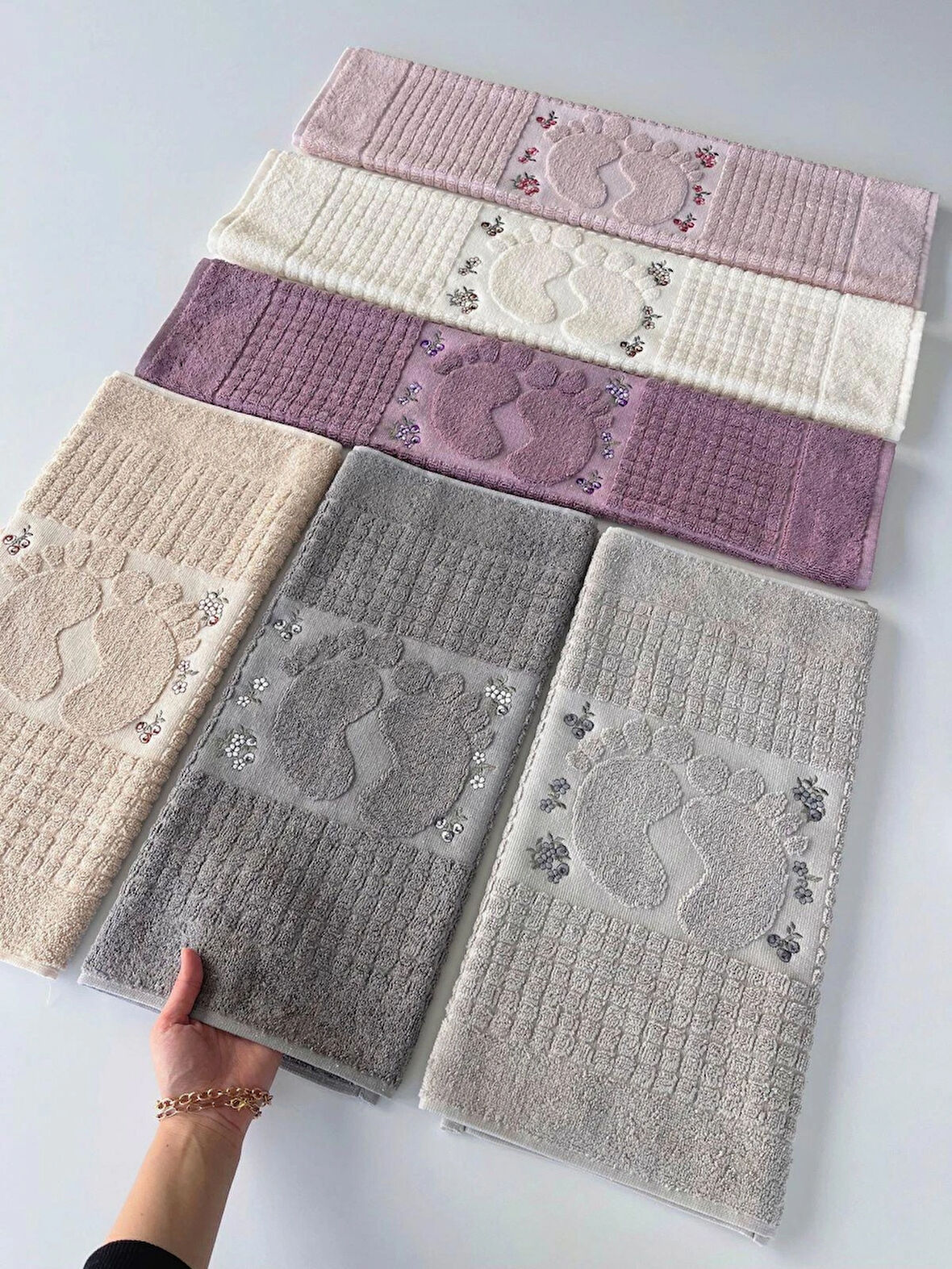 Mysoft 50x70 Nakışlı Ayak Havlusu - Mürdüm