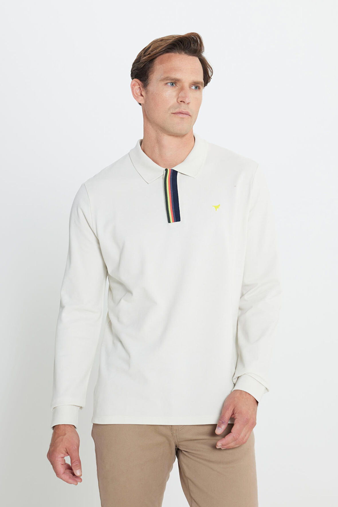 Erkek Bej Slim Fit Dar Kesim Polo Yaka %100 Pamuk Kısa Kollu Baskılı Tişört