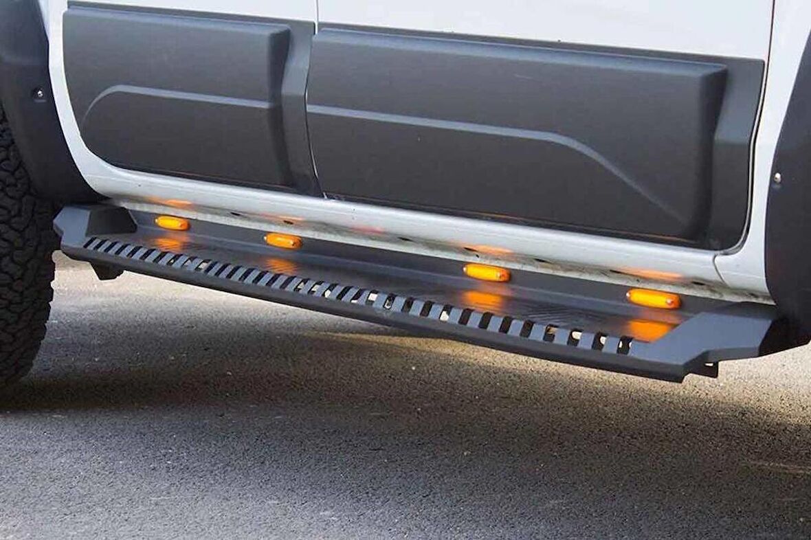 Isuzu D-Max Dakar Yan Basamak Siyah V1 Işıklı 2012-2020 Arası