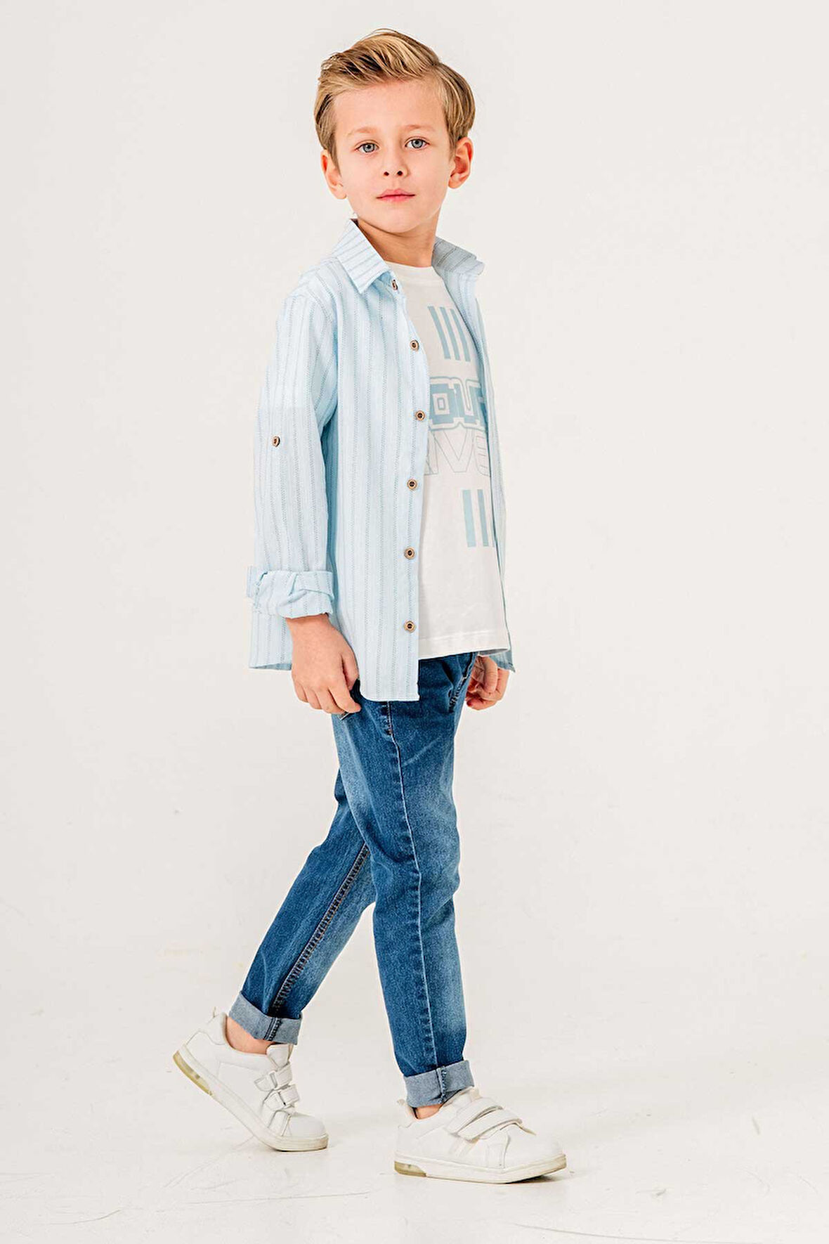 Çizgi Desenli Kot Pantolonlu 3 Parça Erkek Çocuk Gömlekli Takım