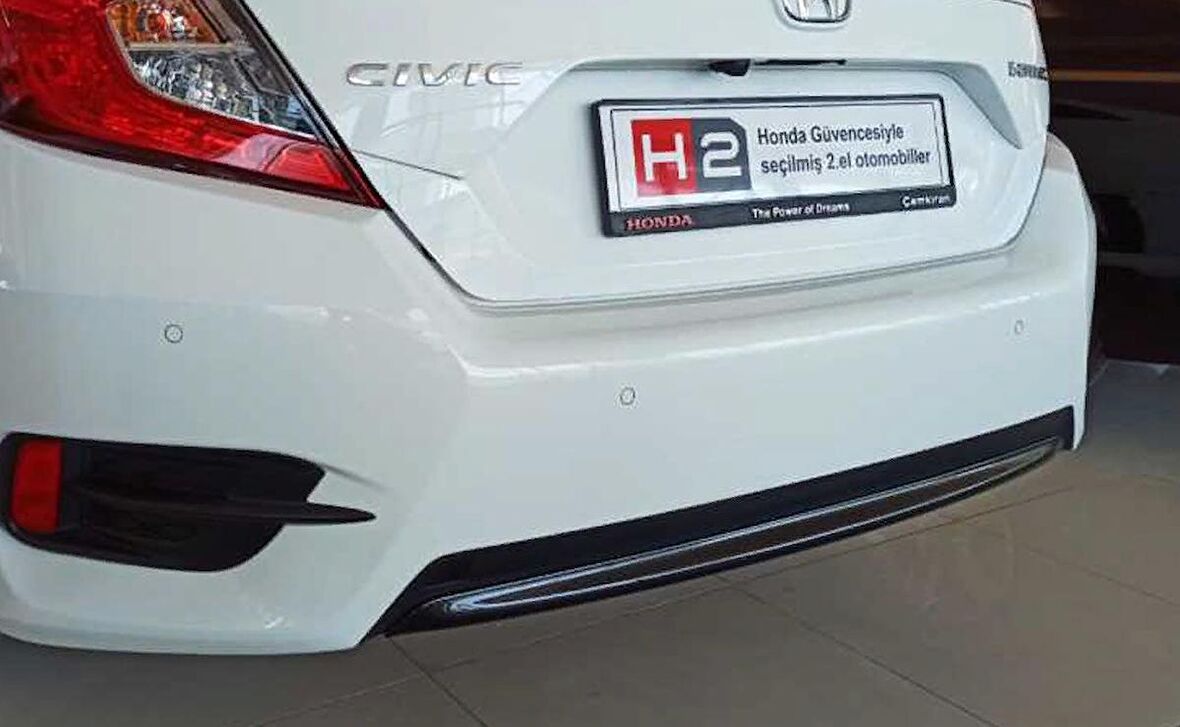 Honda Civic Fc5 2016-2020 Arka Tampon Alt Çıta Karbon