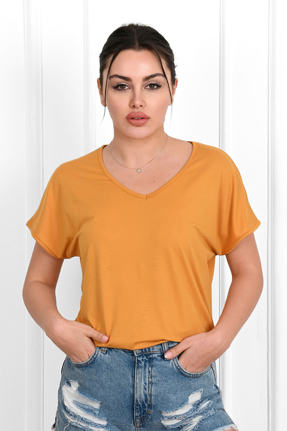 Kadın V Yaka Kısa Kollu T-shirt 1478-23