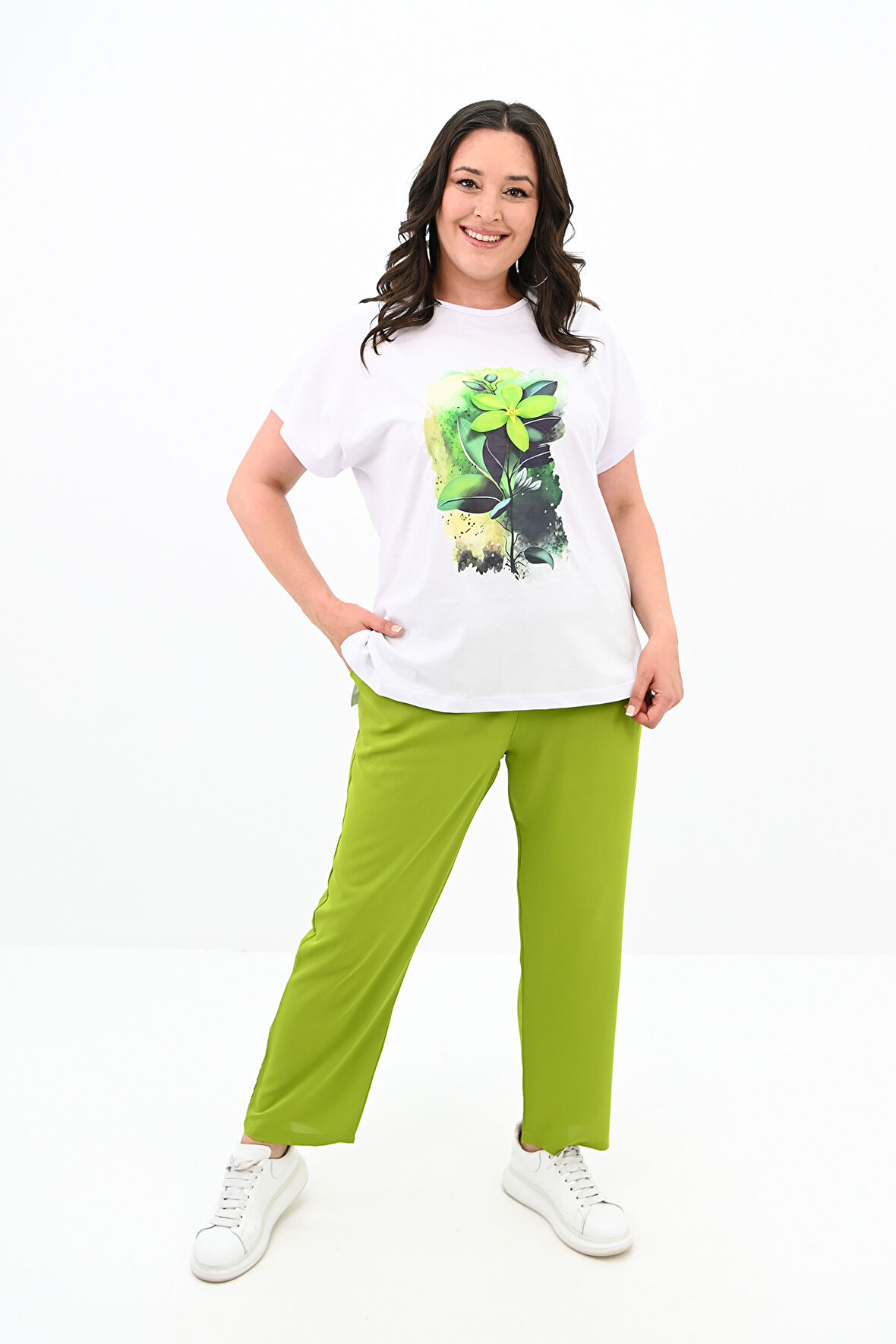 Kadın Büyük Beden Çiçek Baskı Detaylı Eşofman Takımı 8119-25