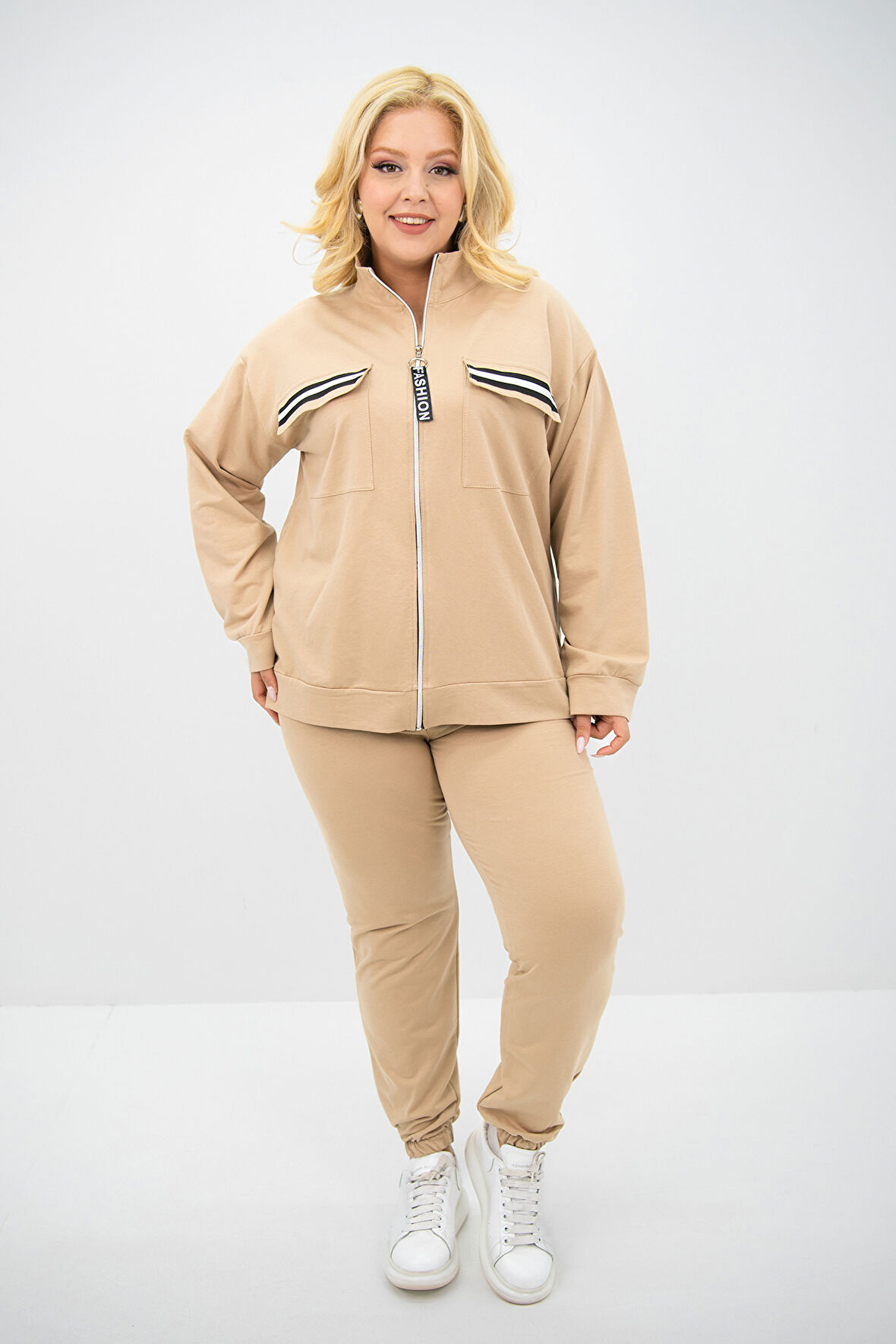 Kadın Büyük Beden Dik Yaka Fermuarlı Eşofman Takımı 8133-25