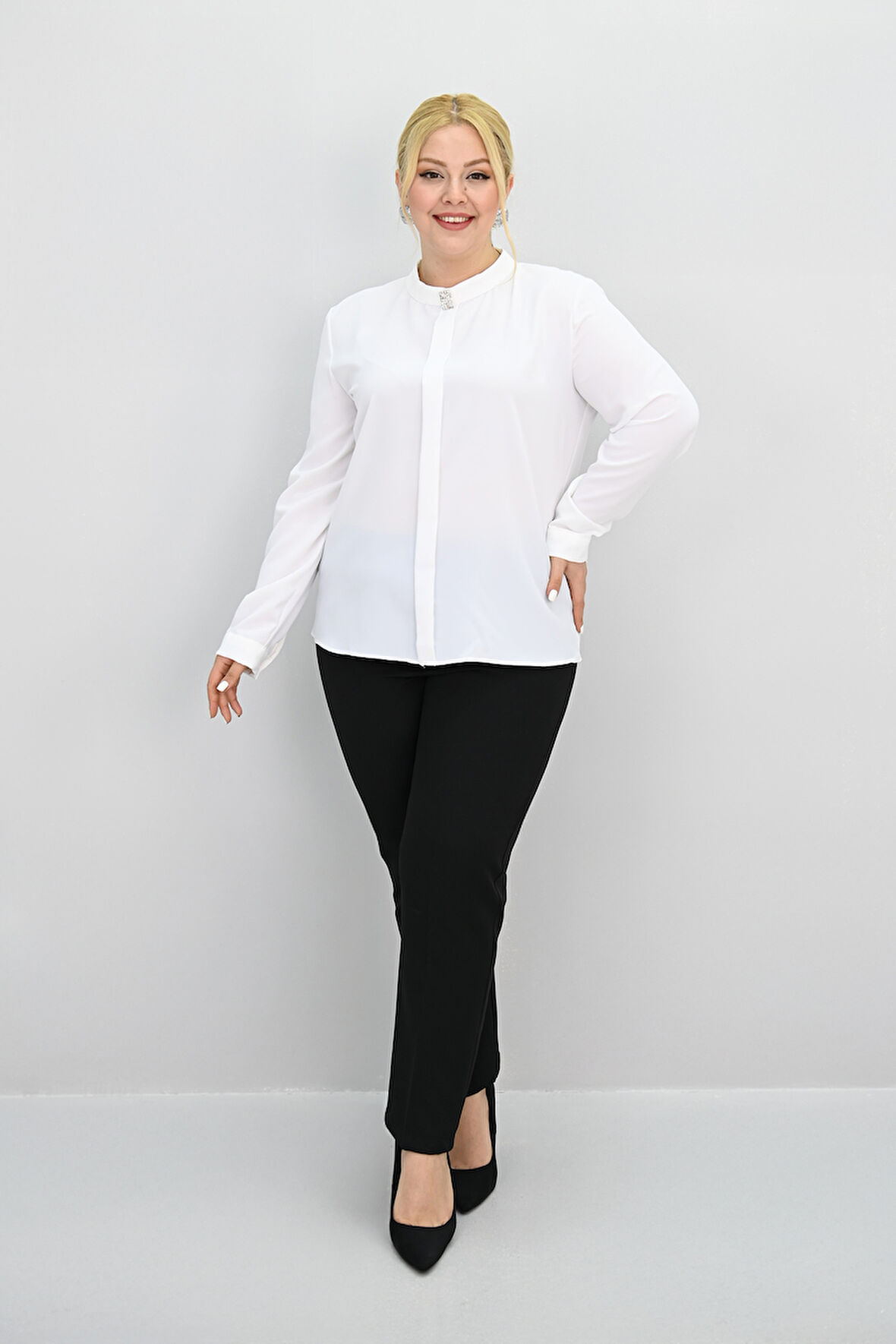 Kadın Büyük Beden Hakim Yaka Taş Broş Detaylı Bluz 0034-25