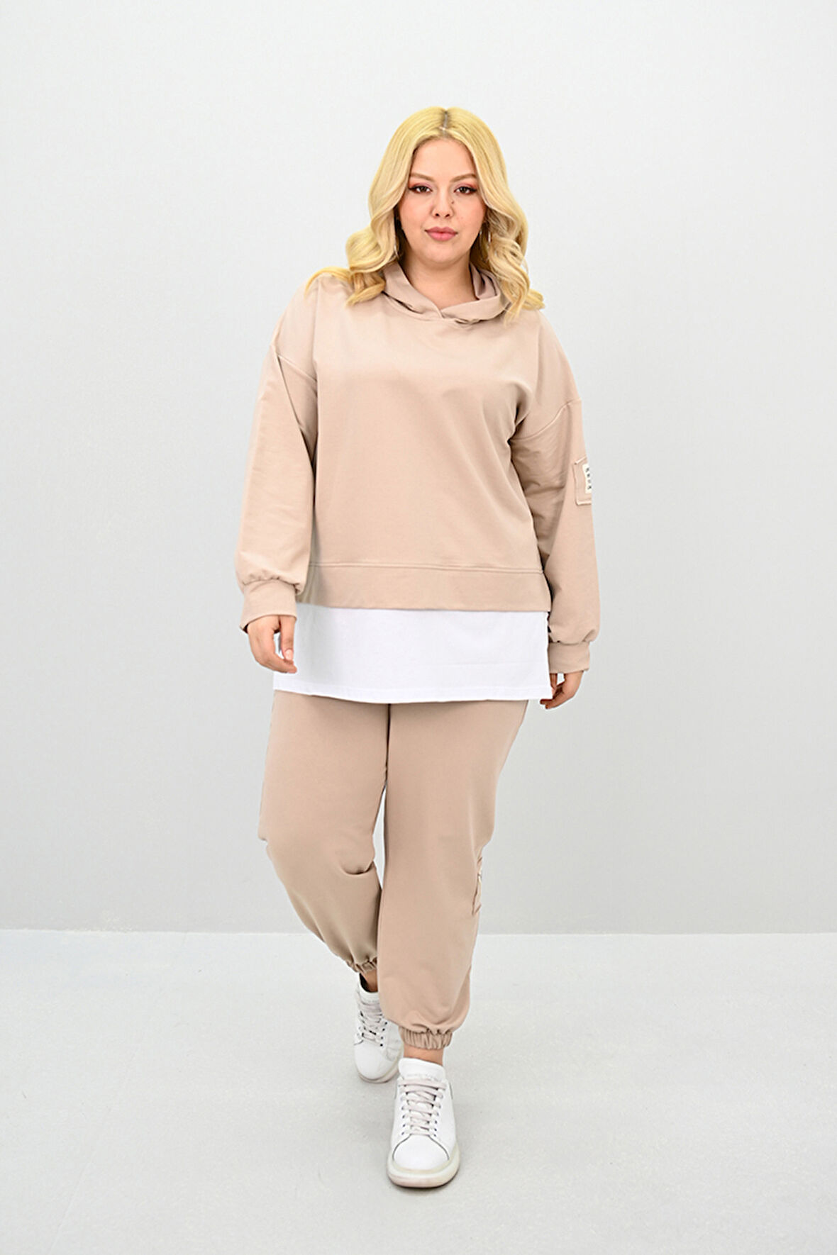 Kadın Büyük Beden Uzun Kollu Kapüşonlu Lastik Paça Eşofman Takımı 8180-25 (4253K)