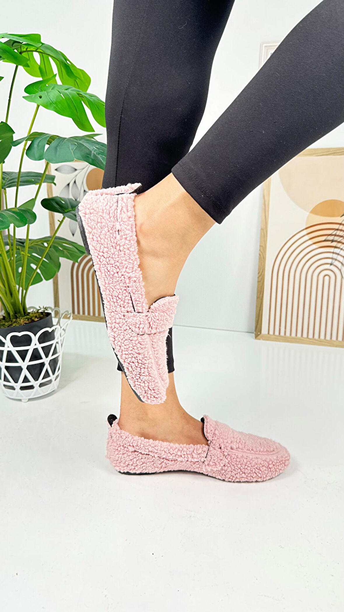 Günlük Kadın Loafer Peluş Astarlı  Oval Burunlu Alçak Desenli Tabanlı Ayakkabı 375