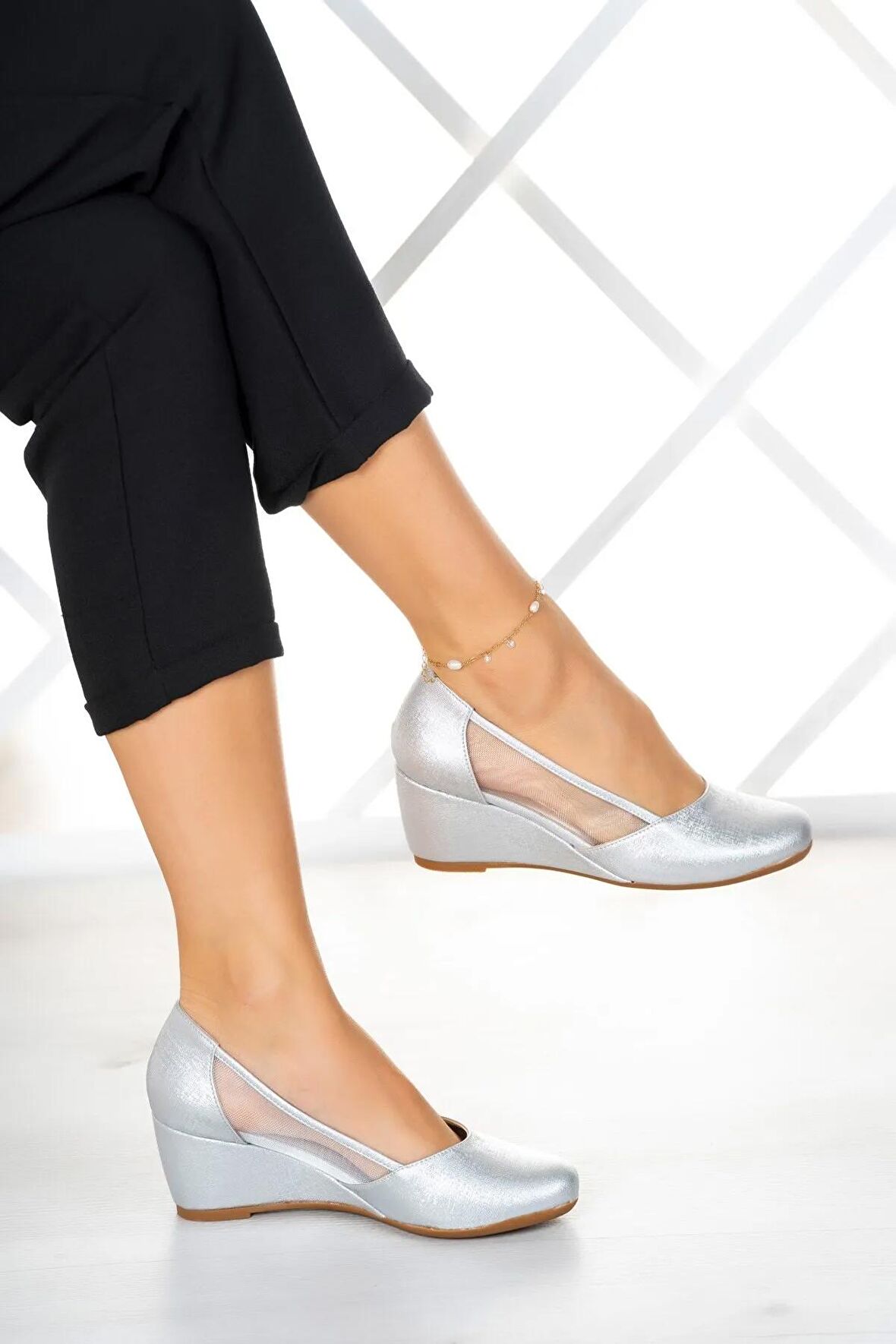 Evelyn Gümüş Nano Fileli Dolgu Topuklu Ayakkabı