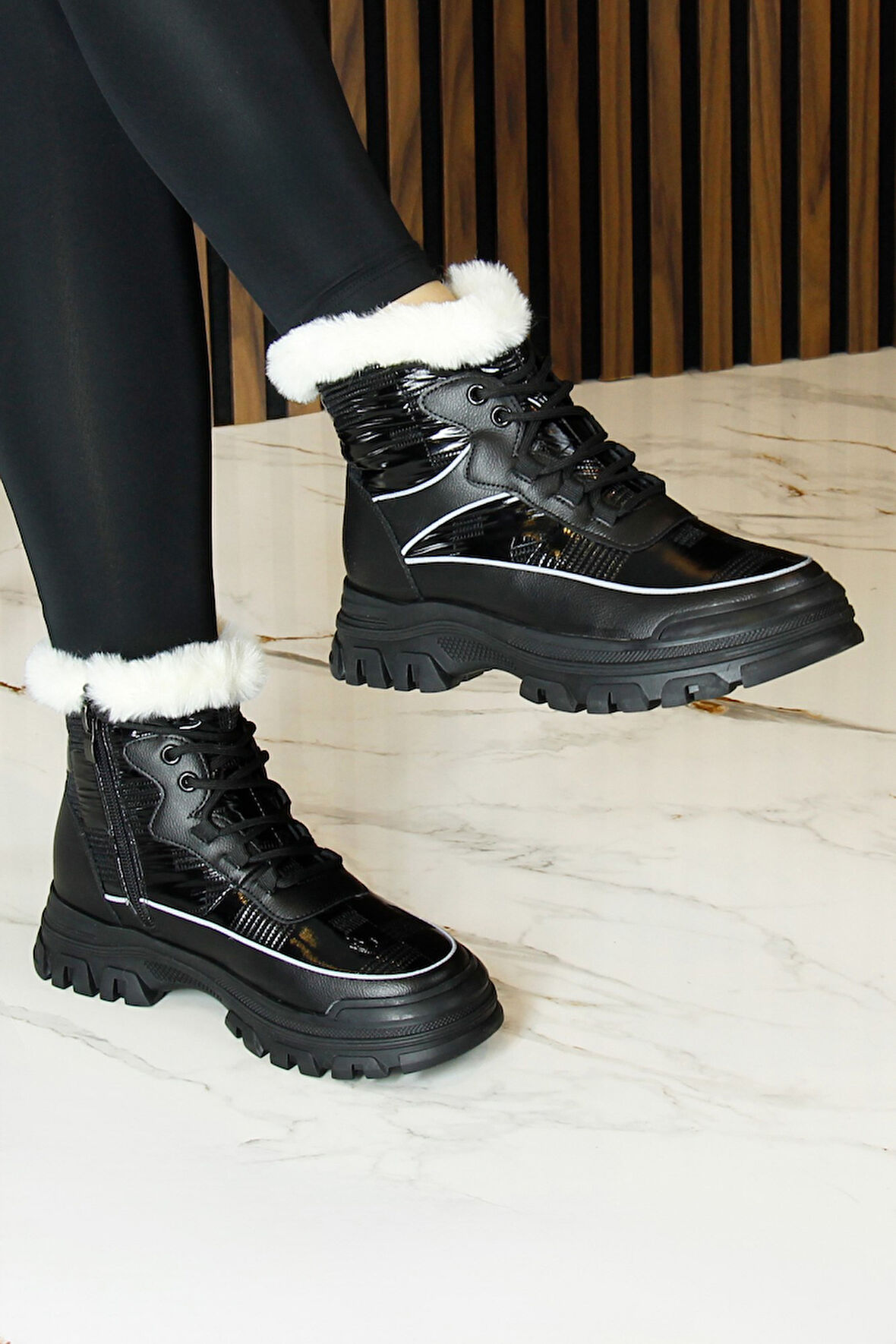 Erkan saçmacı Siyah Vegan Bağcıklı Fermuarlı Kürk Astarlı Yuvarlak Burun Günlük Bot