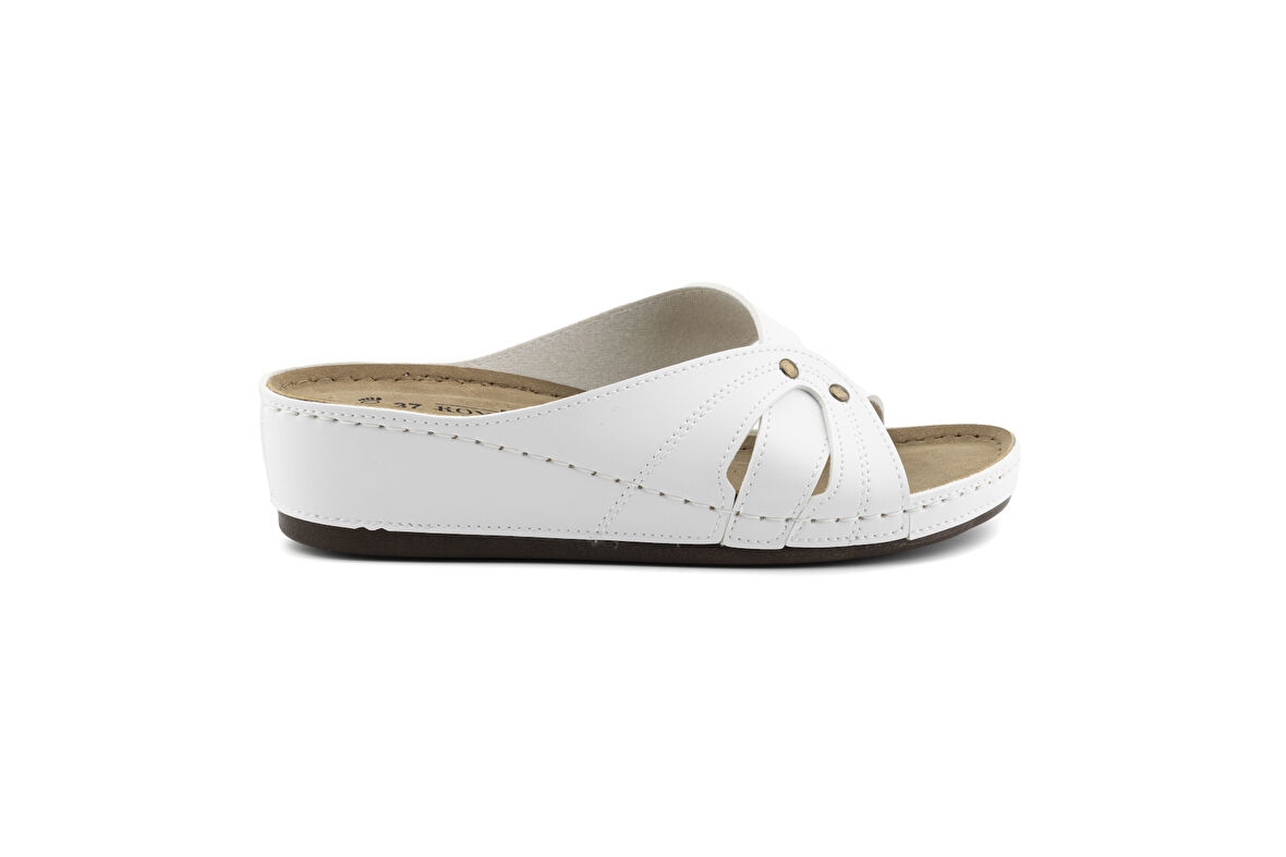 SoftWalk 09-180 – Destekleyici Ortopedik Kadın Terlik