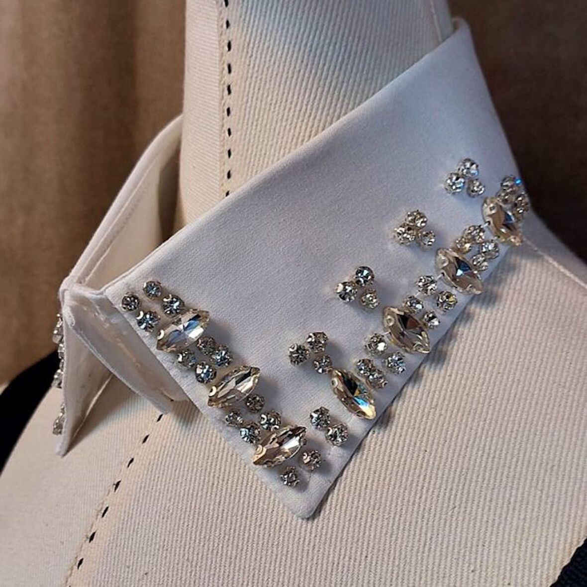 Uretti - Sümeyya 2589 9254 El Yapımı Kadın Beyaz Seyyar Yaka Taşlı Choker Kolye
