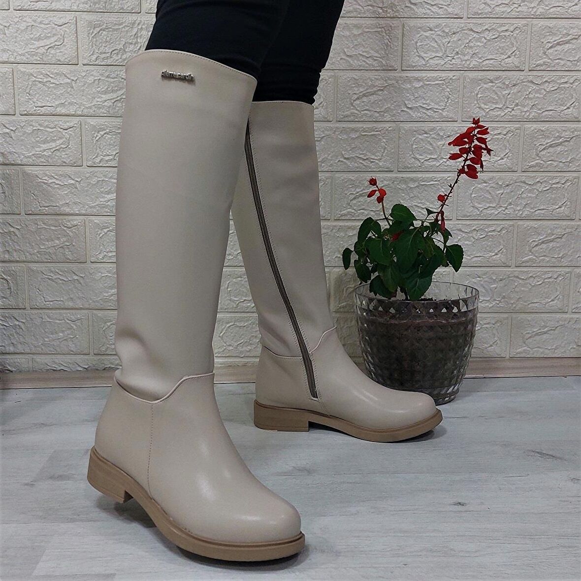 Pierre Cardin 52500 Krem  Fermuarlı 43cm İçi Kürklü Kadın Çizme