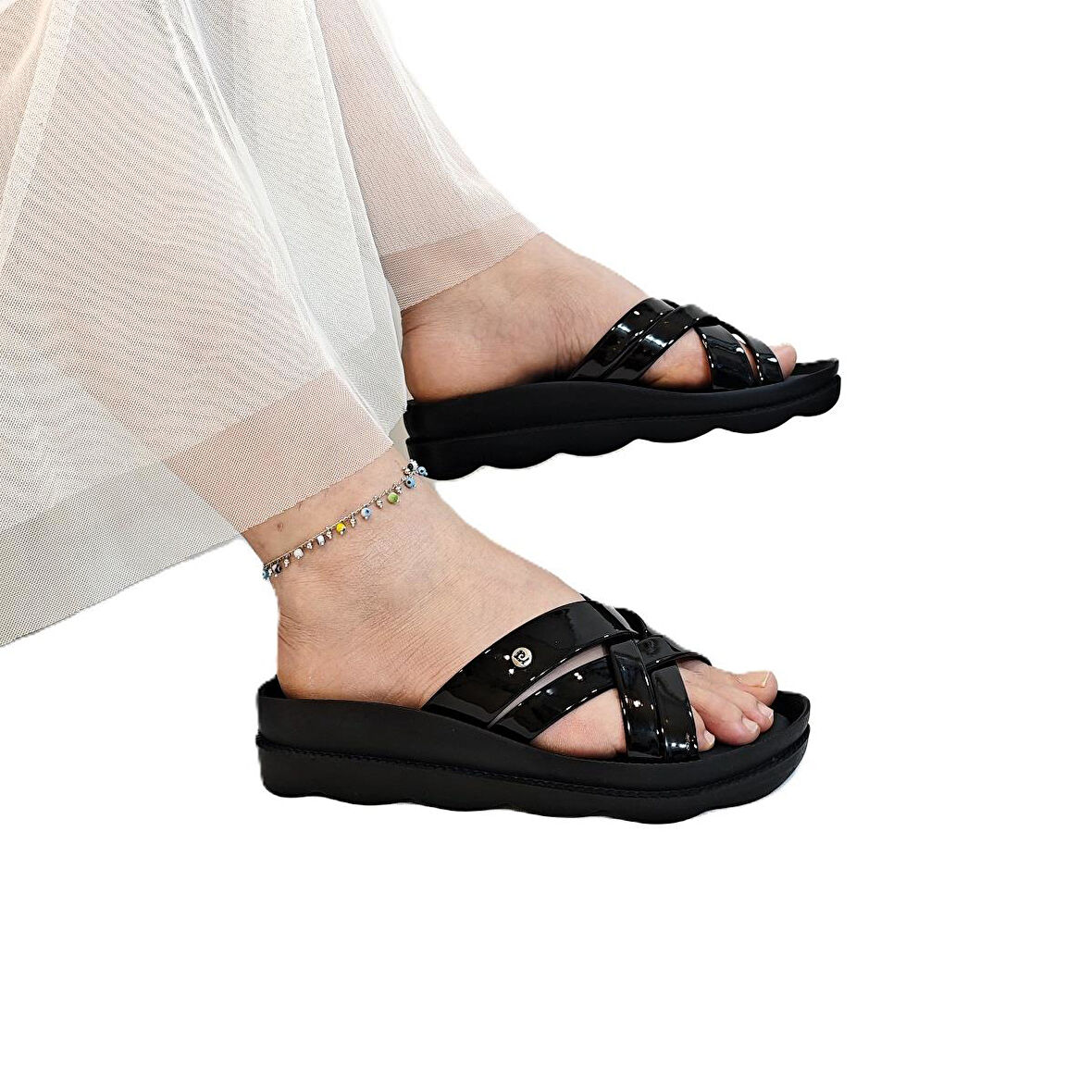 Pierre Cardin 7485 Siyah Rugan Bayan Terlik