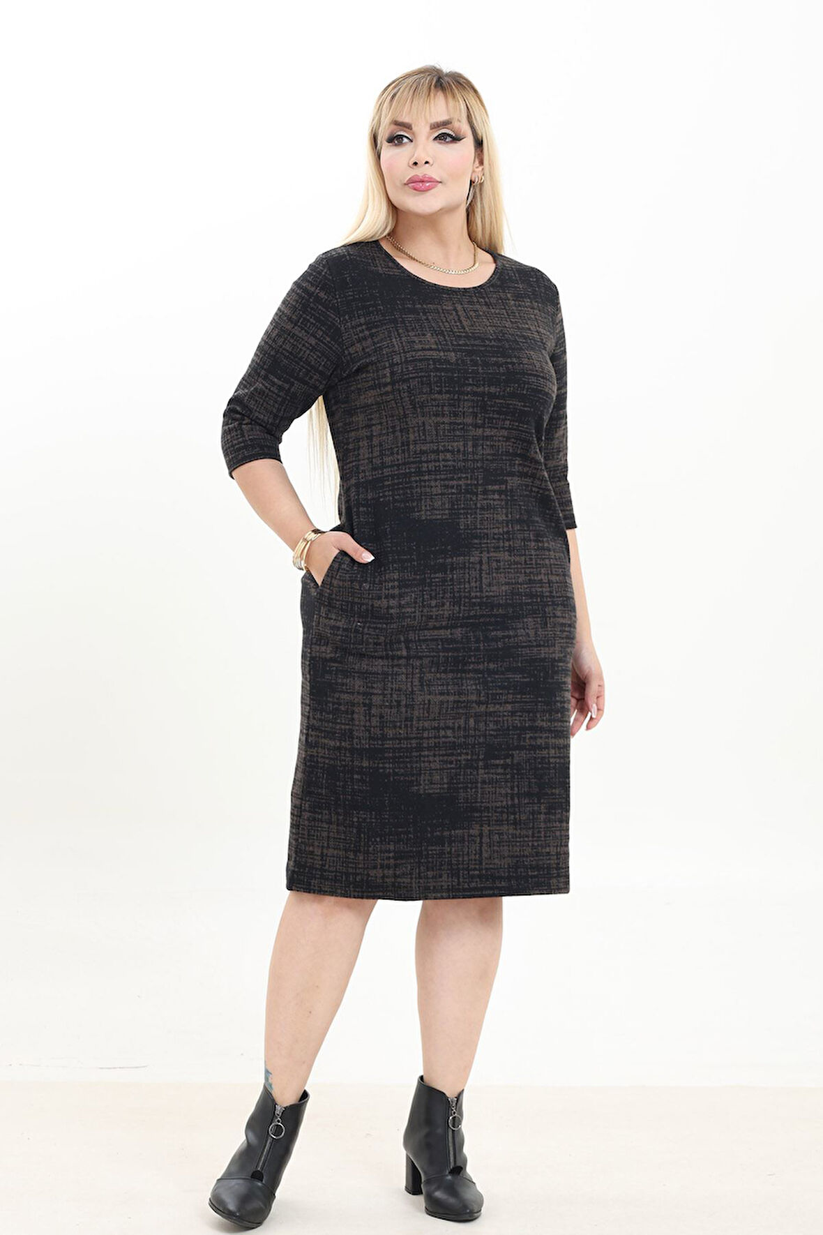 Çift Cepli Desenli Esnek Kışlık Büyük Beden Midi Elbise 37D-2741