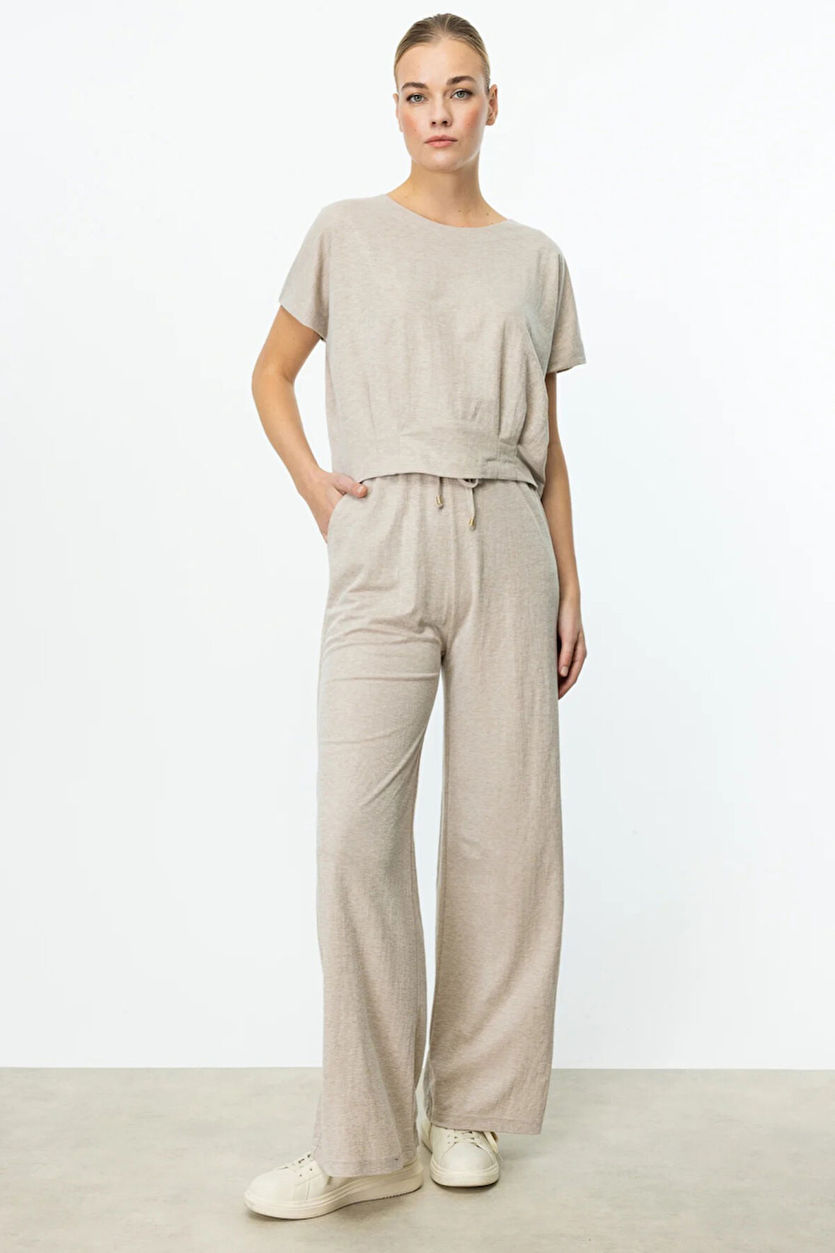On Fashion Beli Lastikli Bol Paça Kadın Pantolon 25Y.ON.PNT.56308.01