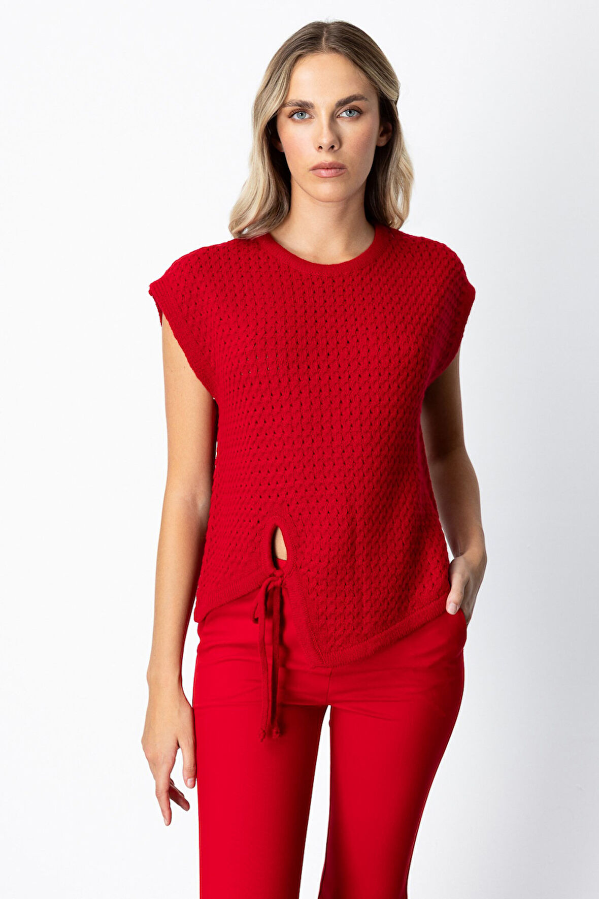 On Kadın Önü Bağlamalı Süveter 65337 Kırmızı