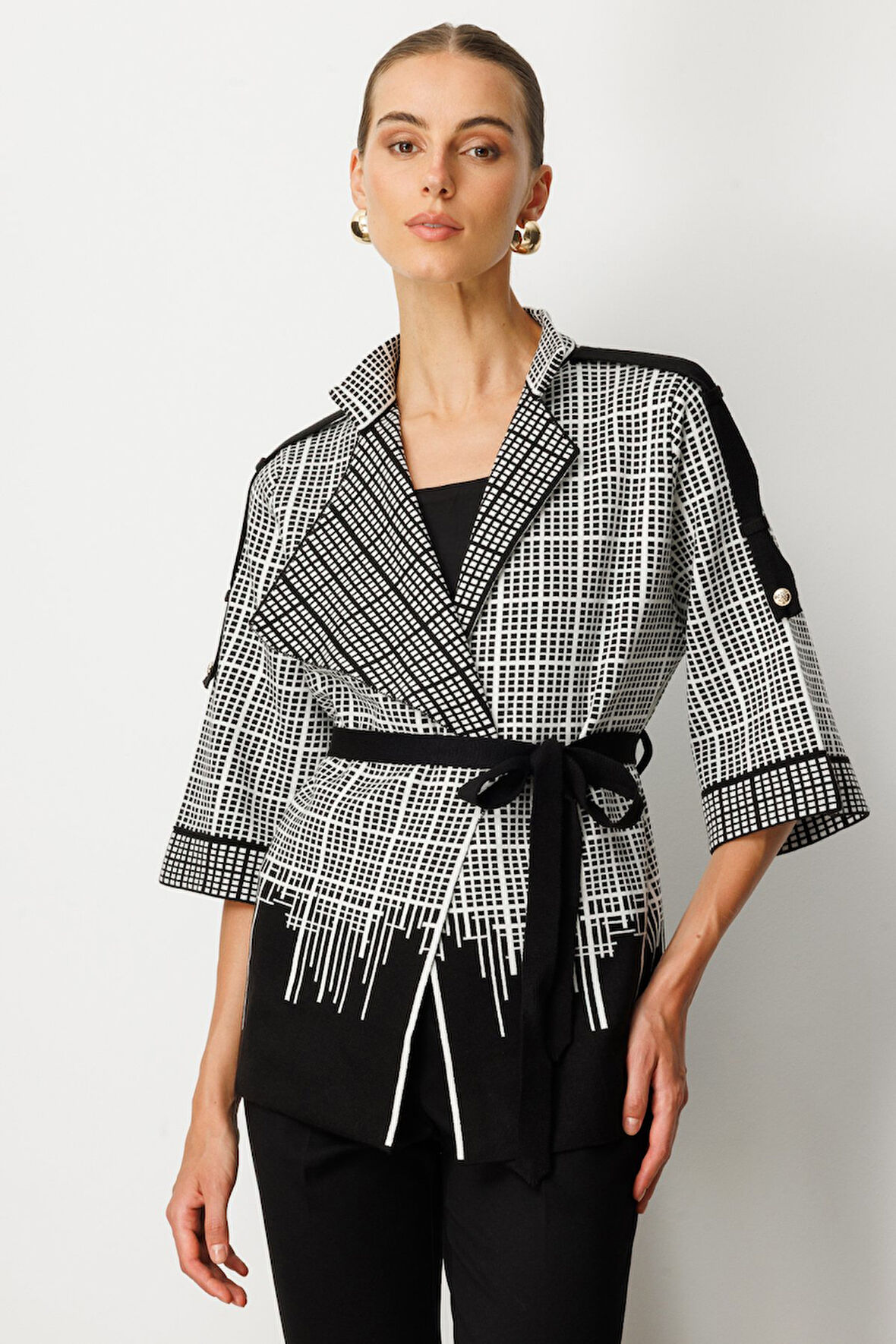 On Kadın Truvakar Kol Beli Kuşaklı Triko Hırka 65903 Siyah