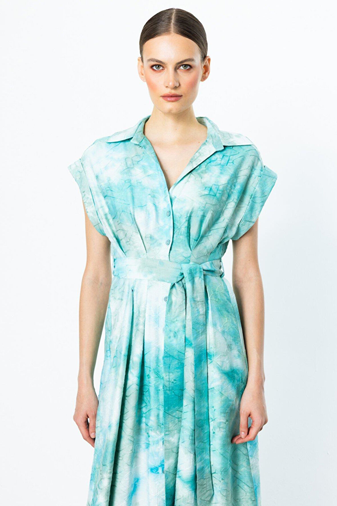 On Fashion ELBİSE BELİ DİKİŞLİ KUŞAKLI GÖMLEK YAKA
