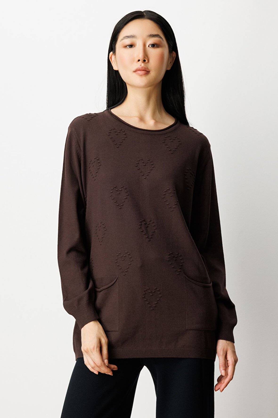 On Kadın Kabartma Desenli Cepli Triko Kazak 65344 Kahverengi