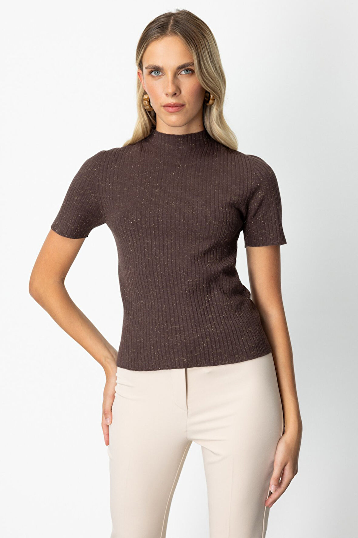 On Kadın Dik Yaka Kısa Kollu Triko Kazak 69302 Kahverengi
