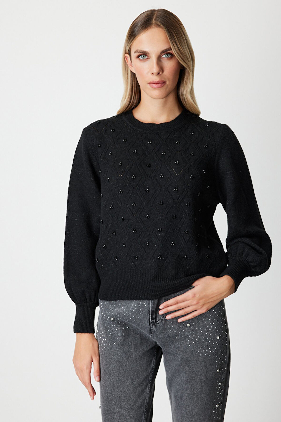 On Kadın Sim Detaylı İncili Kazak 63316 Siyah