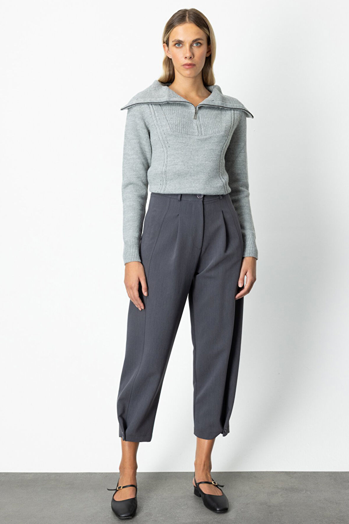 On Kadın Paçası Düğmeli Fleto Cepli Pantolon 64137 Antrasit