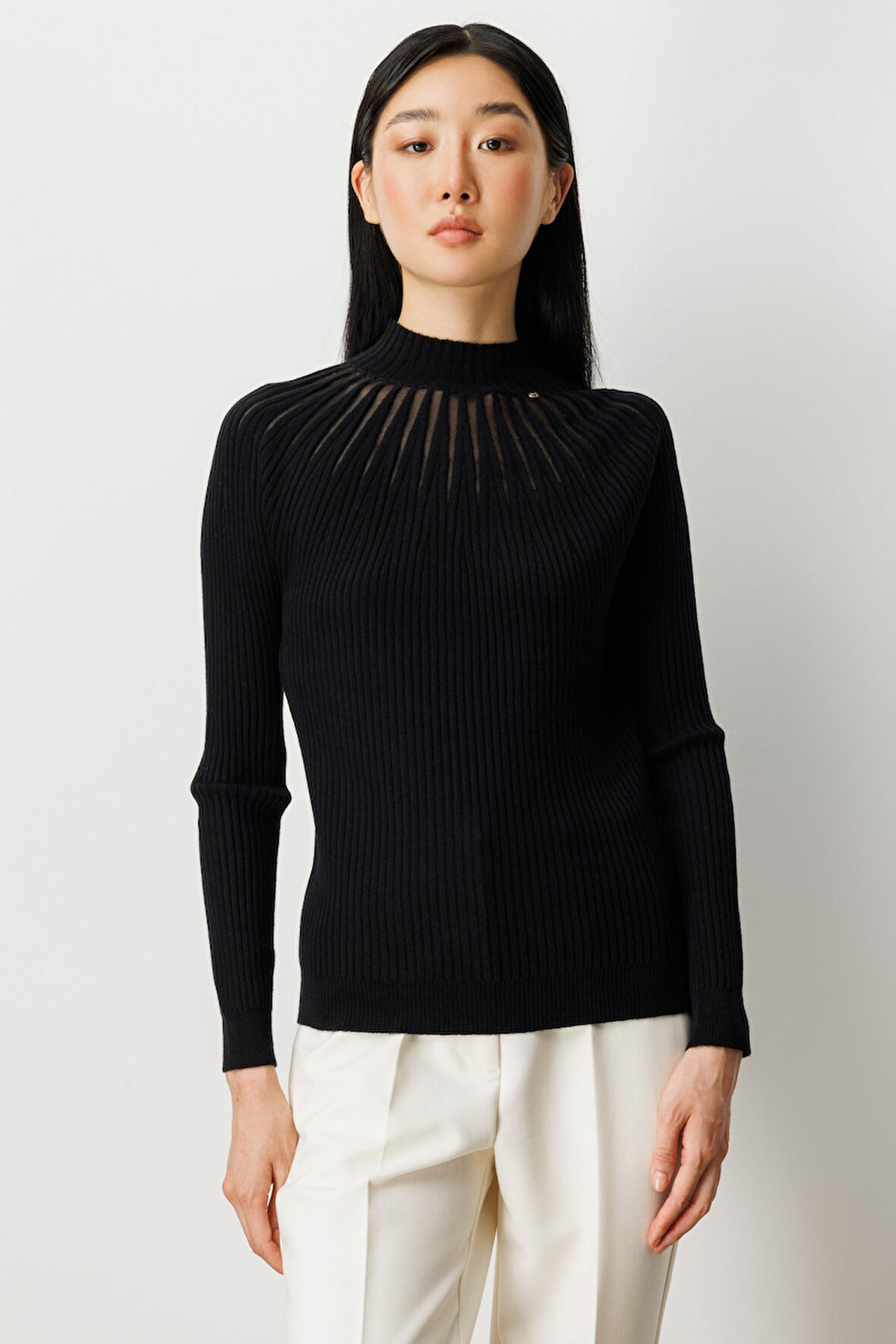 On Kadın Dik Yaka Tül Detaylı Triko Kazak 60384 Siyah