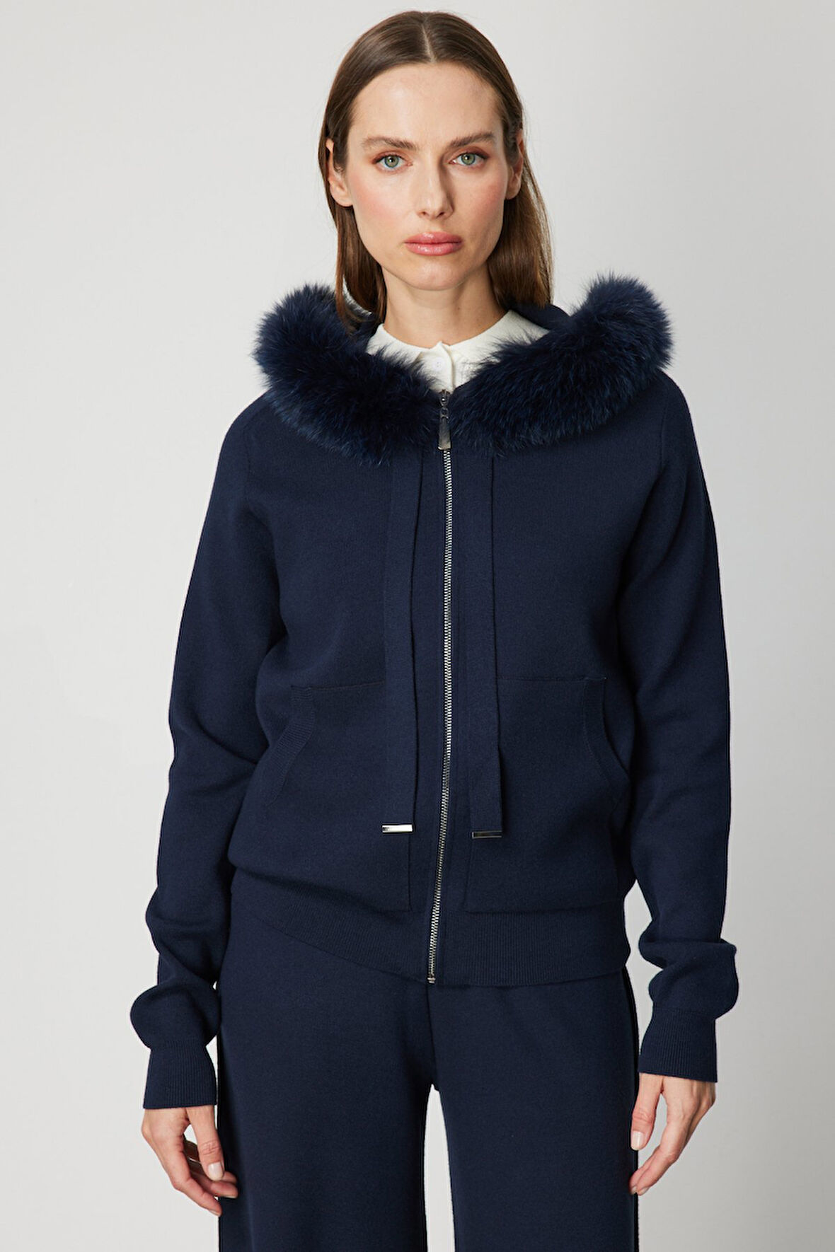 On Kadın Yakası Kürklü Fermuarlı Triko Hırka 63918 Lacivert