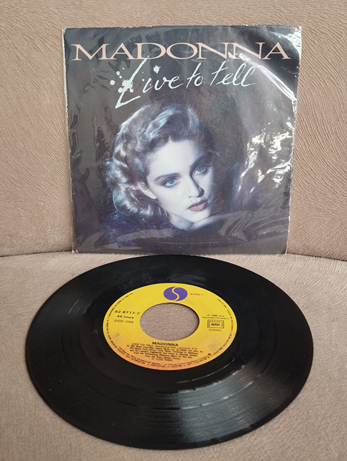 Madonna – Live To Tell - 1986 Fransa Basım 45 Lik Plak