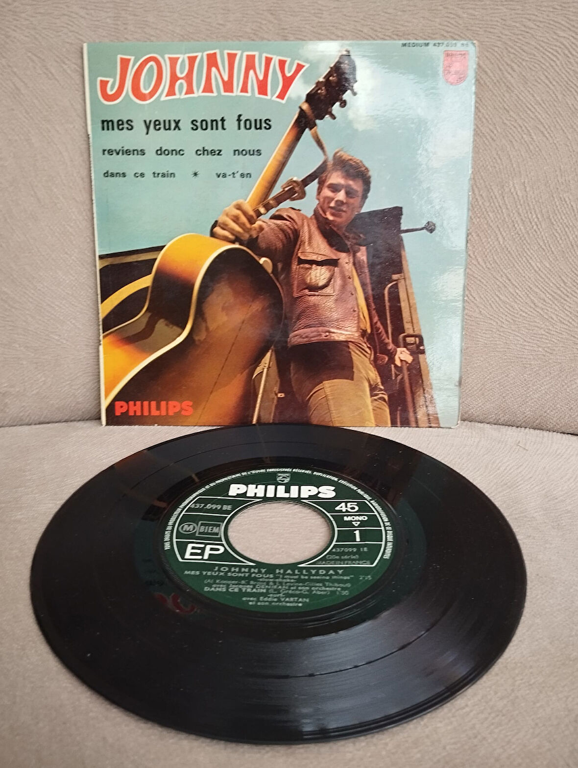 Johnny Hallyday – Mes Yeux Sont Fous -  1965 Fransa Basım  45 LİK EP PLAK