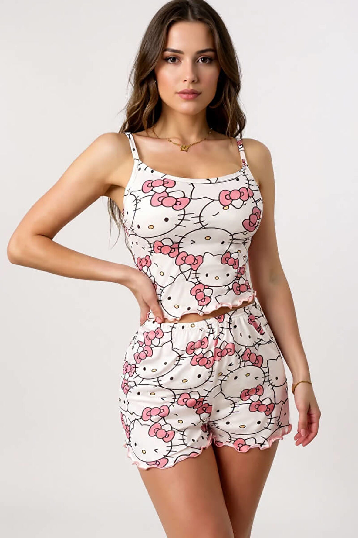 Hello Kitty Baskılı Askılı Şortlu Pijama Takımı
