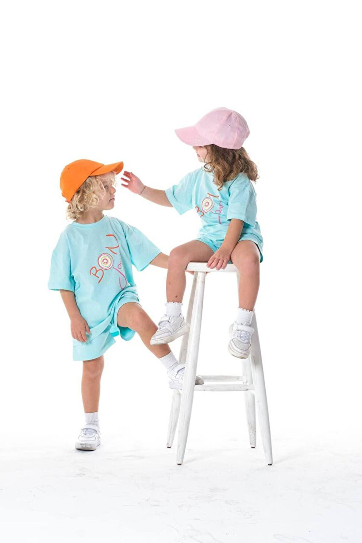 Bon Jour Yazılı Ünisex Turkuaz  T-shirt ve Şort Takım (2- 7 yaş )