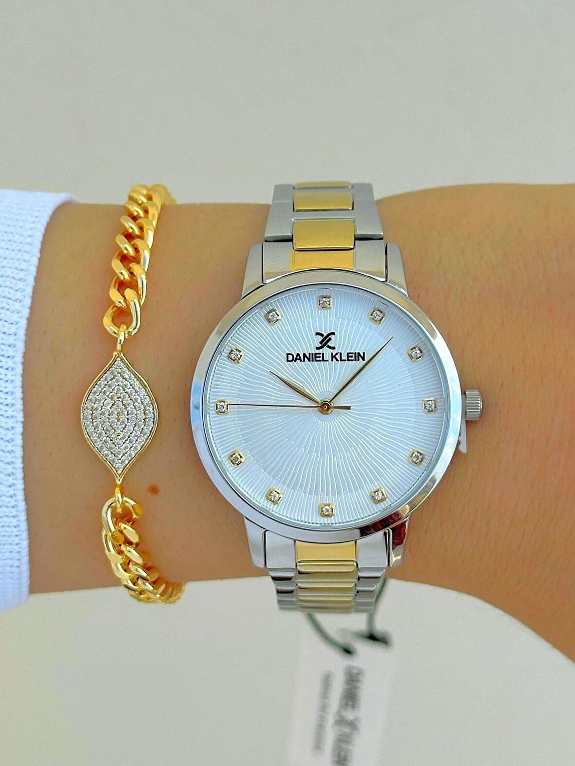 DK.FT.1.103 Daniel Klein Çelik Kordon 30 Mt Suya Dayanıklı Yeni Sezon Şık Tasarım Kadın Kol Saati