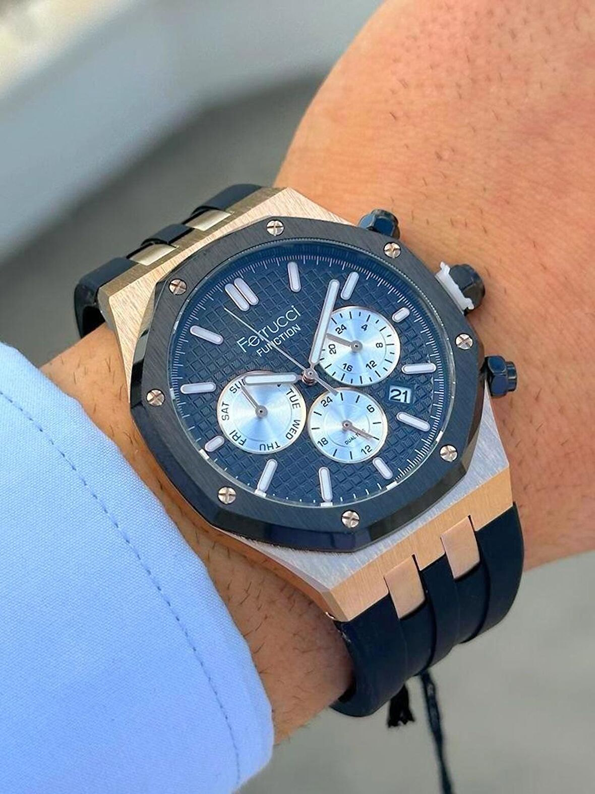 FRC.FT.1.192 Ferrucci Deri Kordon Iç Göstergeleri Aktif Fonksiyonlu Yeni Sezon Erkek Kol Saati