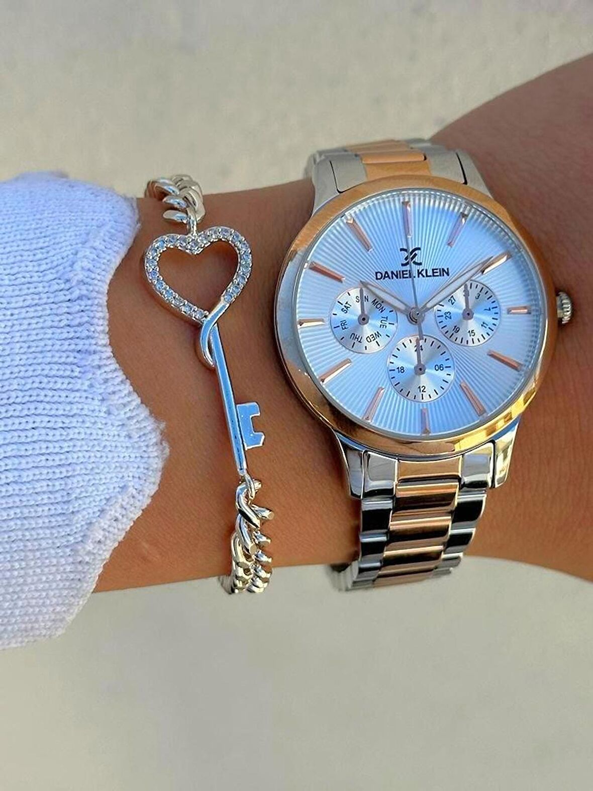 DK.FT.1.376 Daniel Klein Çelik Kordon 30 Mt Suya Dayanıklı Yeni Sezon Şık Tasarım Kadın Kol Saati