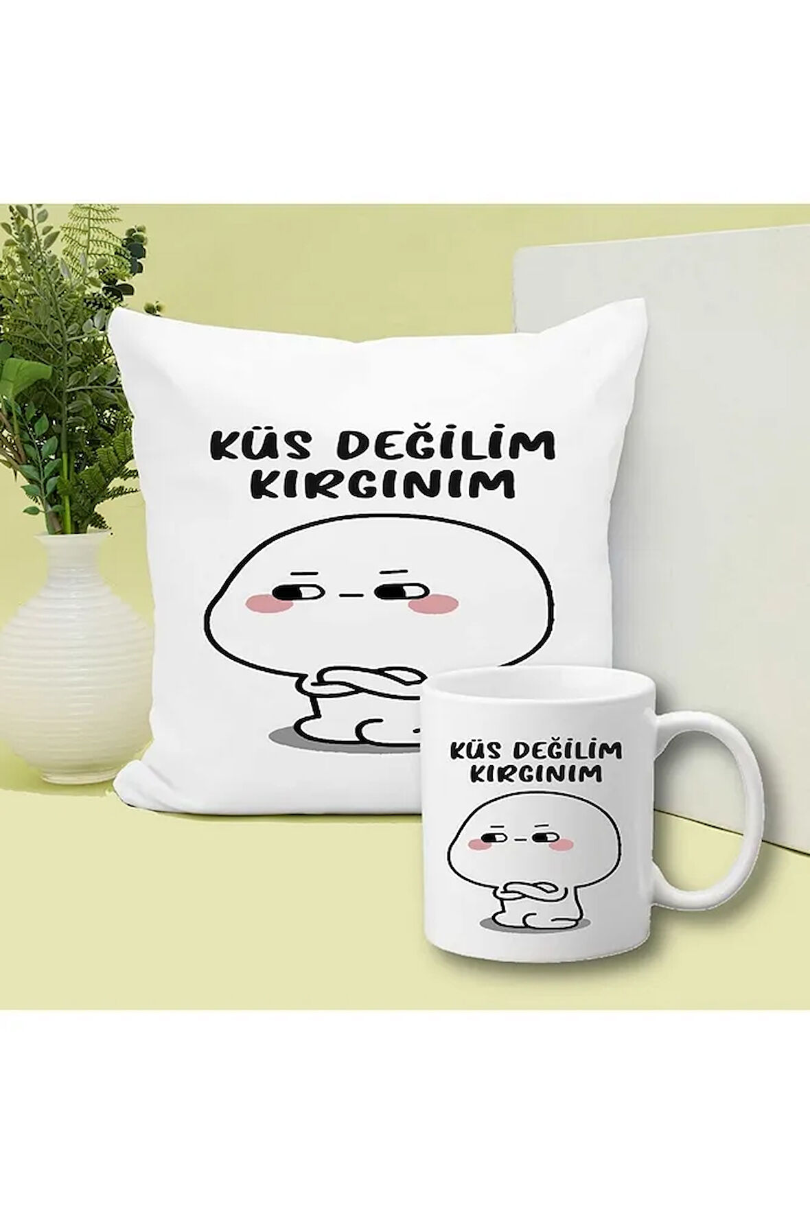 Kırgınım Baskılı Kupa ve Yastık Hediyelik Set Arkadaşa Hediye ,