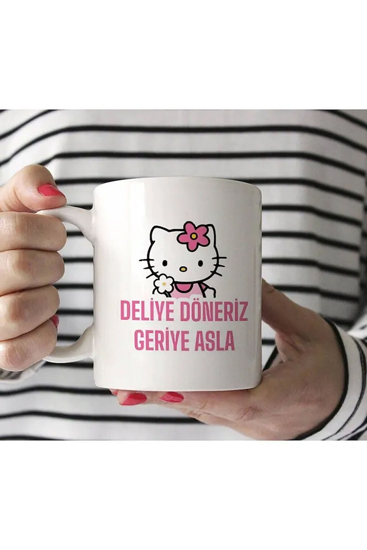 Beyaz Kupa Bardak Hello Kitty Deliye Döneriz