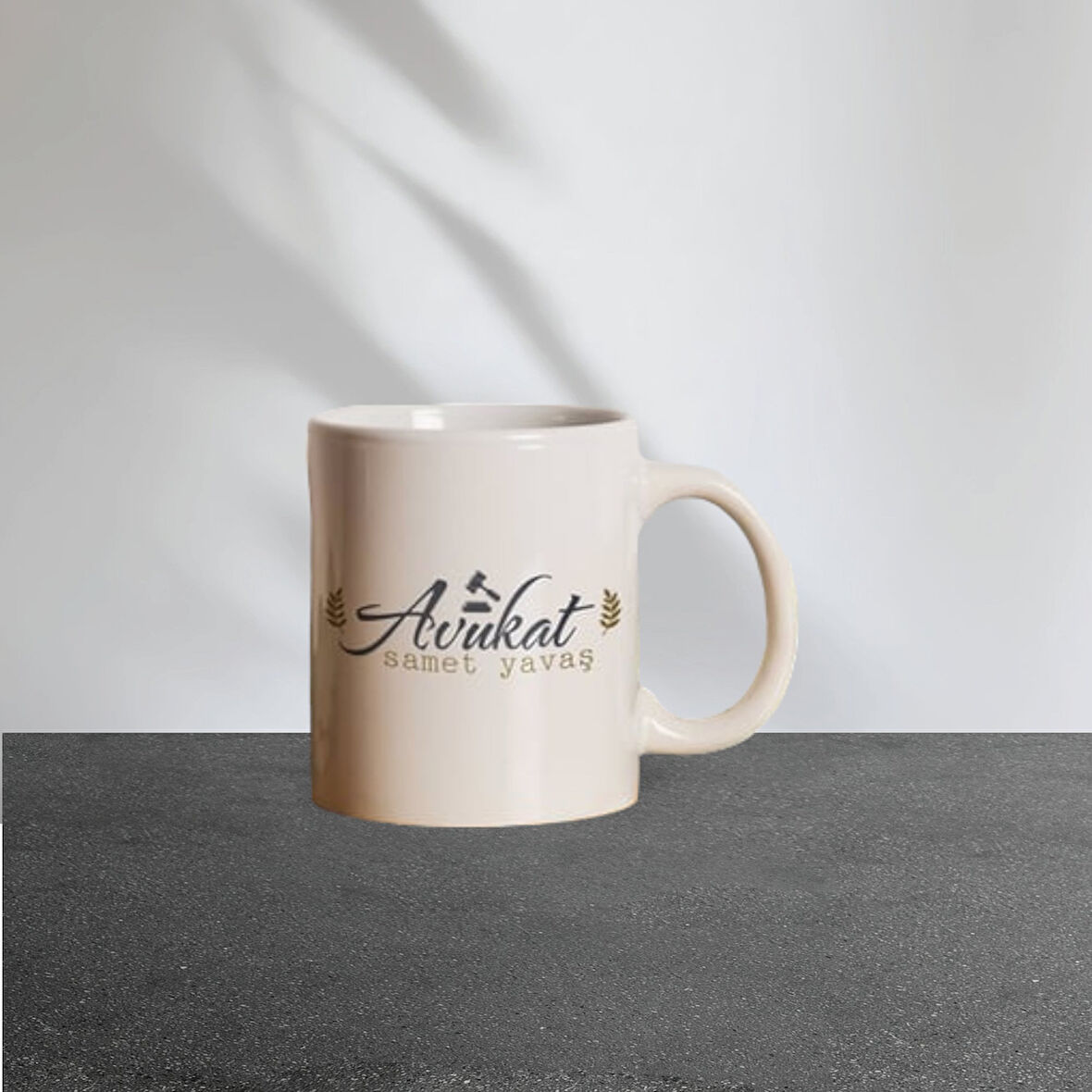 Hediyemi Kişiye Özel Avukat Tasarımlı İsim Yazılı Kupa Bardak