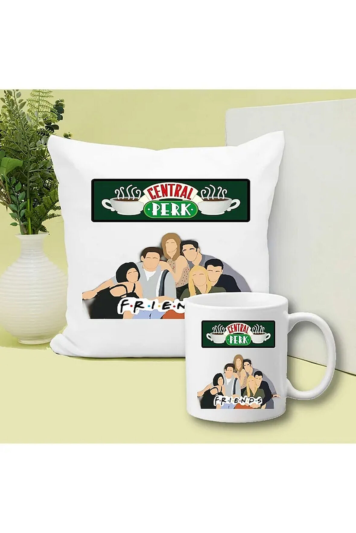 Friends Baskılı Kupa ve Yastık Hediyelik Set Arkadaşa Hediye