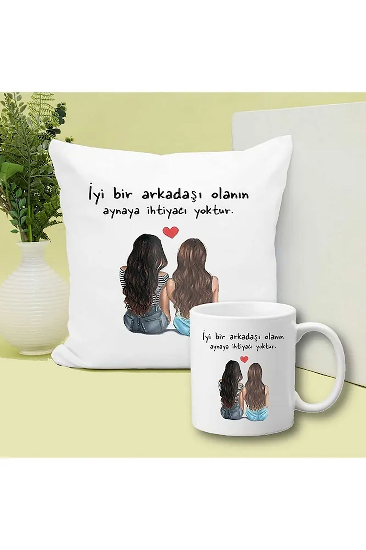 İyi Bir Arkadaş Baskılı Kupa ve Yastık Hediyelik Set Arkadaşa Hediye