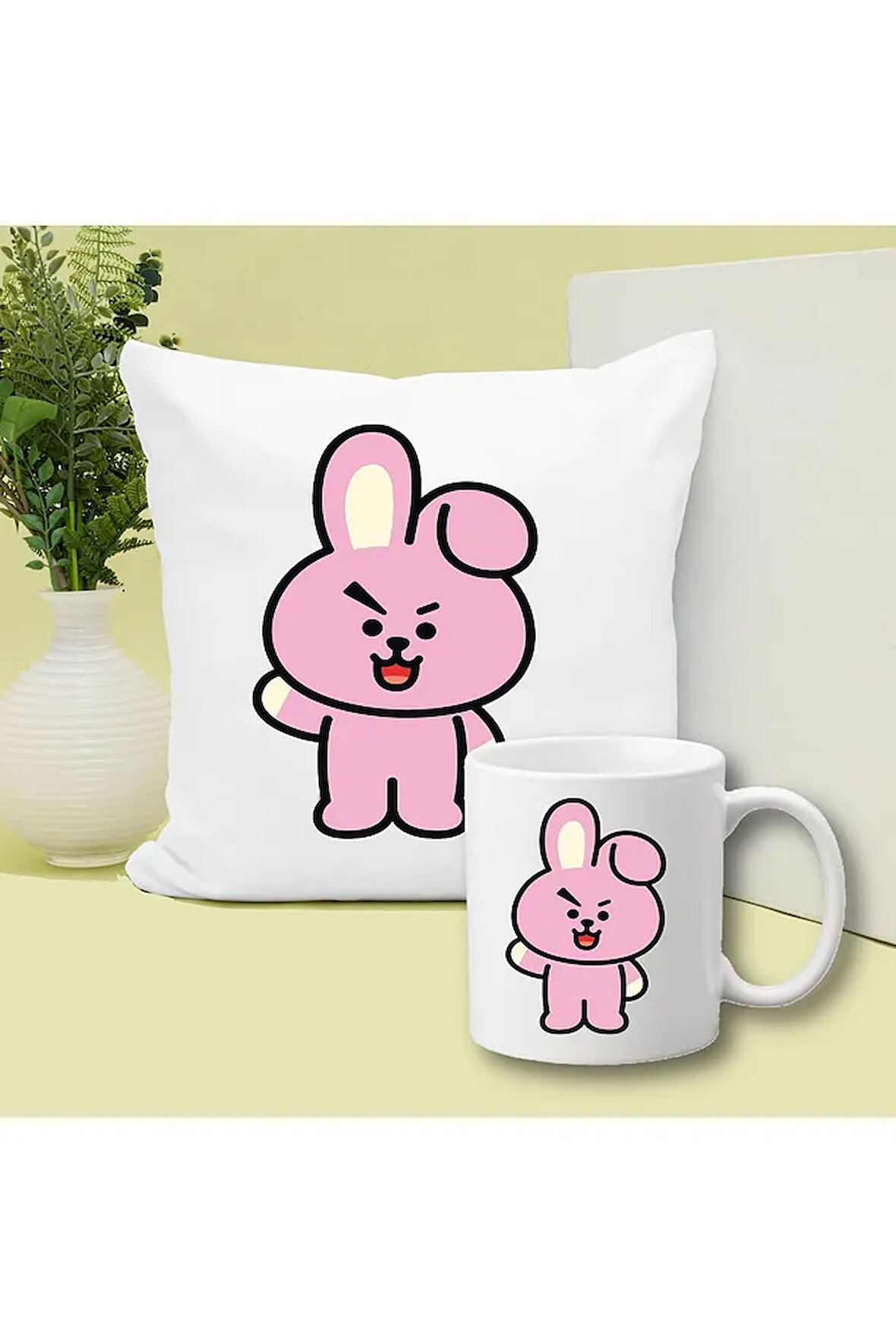 Bts Karakter Baskılı Kupa ve Yastık Hediyelik Set Arkadaşa Hediye