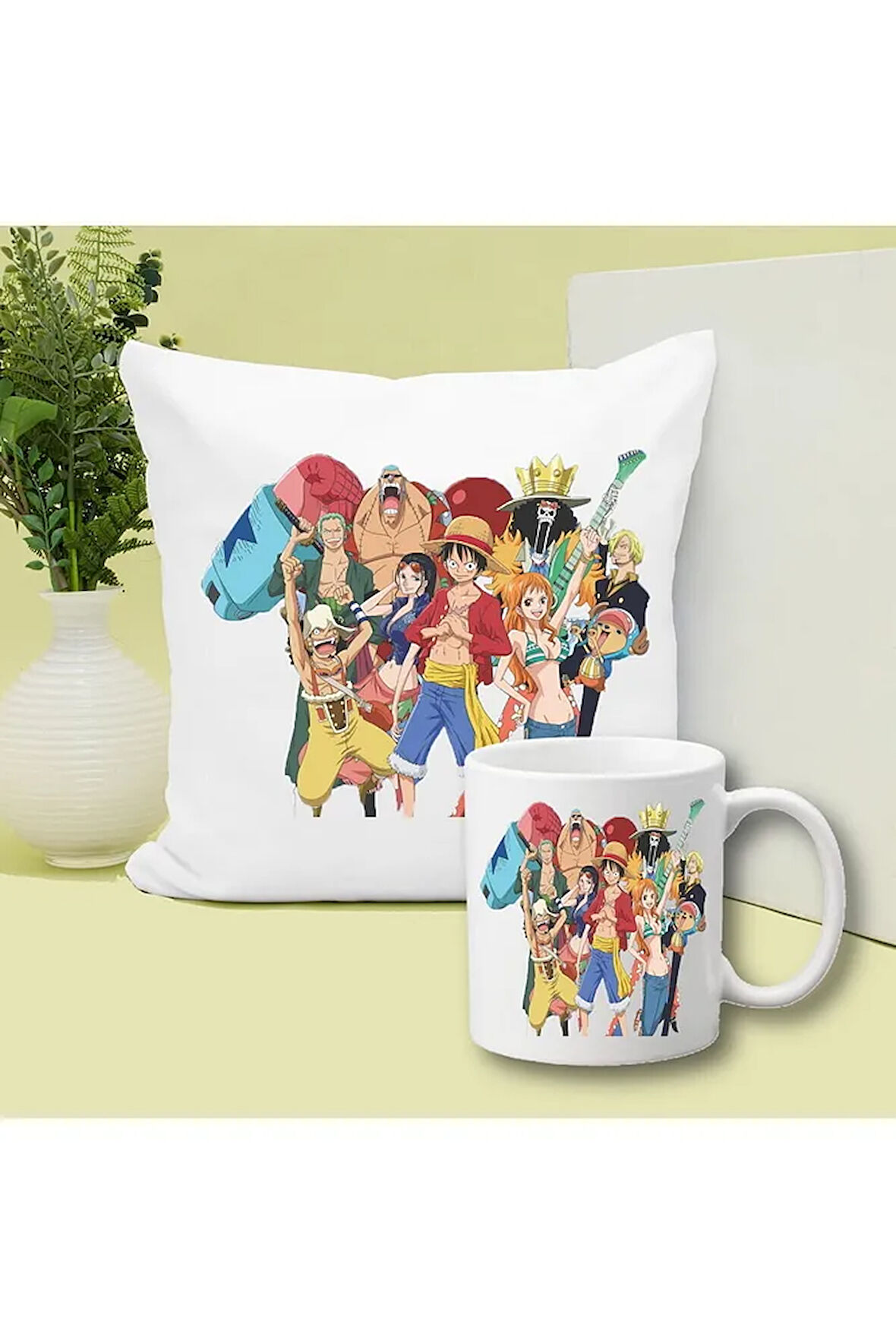Anime Baskılı Kupa ve Yastık Hediyelik Set Arkadaşa Hediye