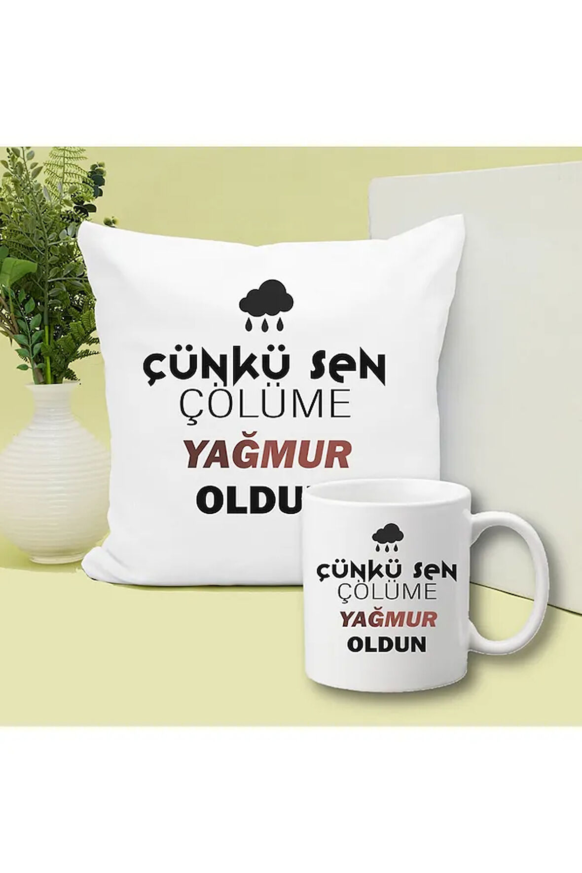 Çölüme Yağmur Oldun Baskılı Kupa ve Yastık Hediyelik Set Arkadaşa Hediye