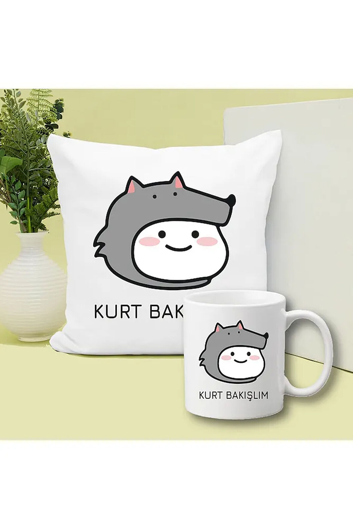 Kurt Bakışlım Baskılı Kupa ve Yastık Hediyelik Set Arkadaşa Hediye