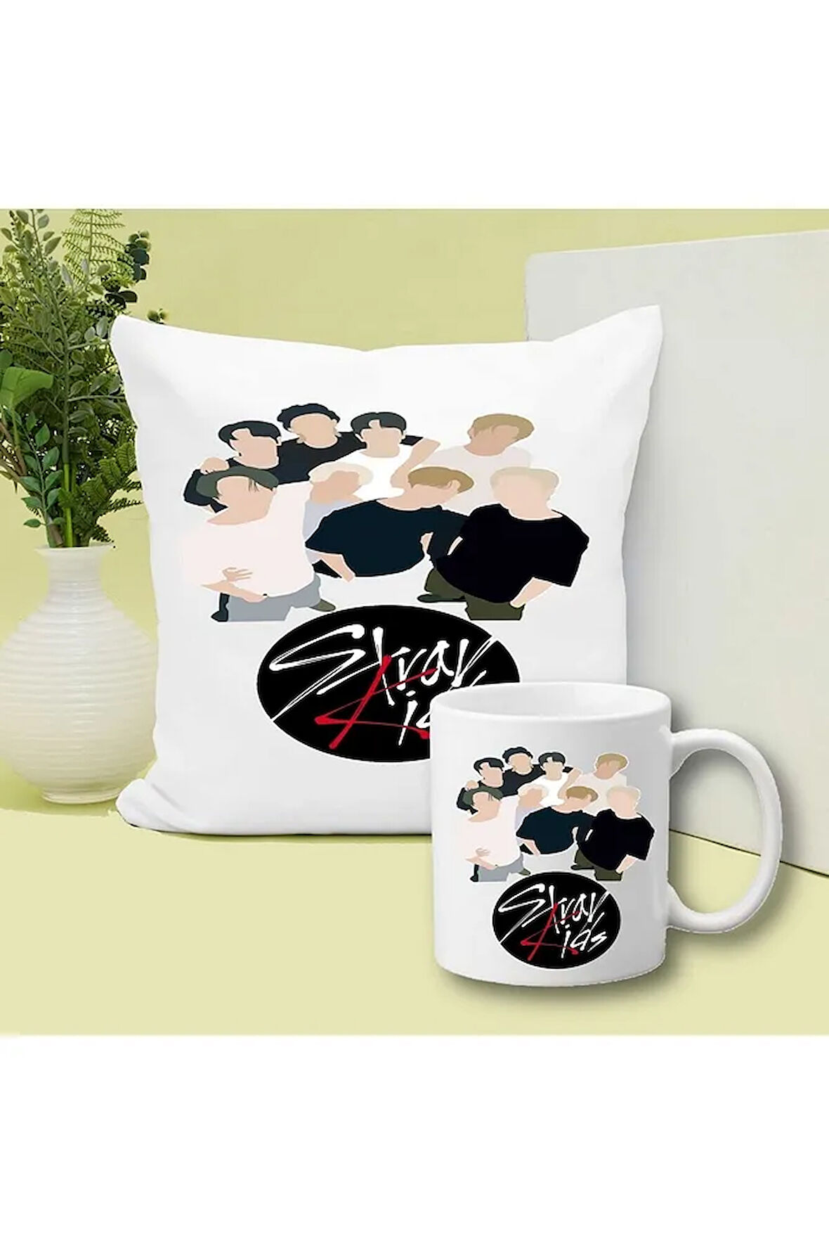 Stray Kids Baskılı Kupa ve Yastık Hediyelik Set Arkadaşa Hediye