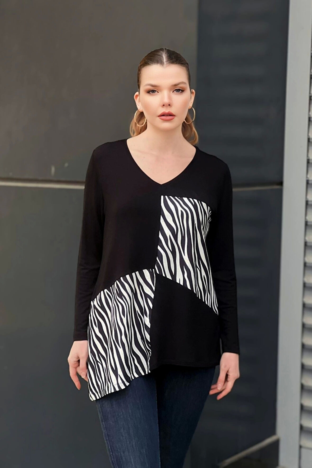 Blok Parçalı Zebra Desenli Bluz