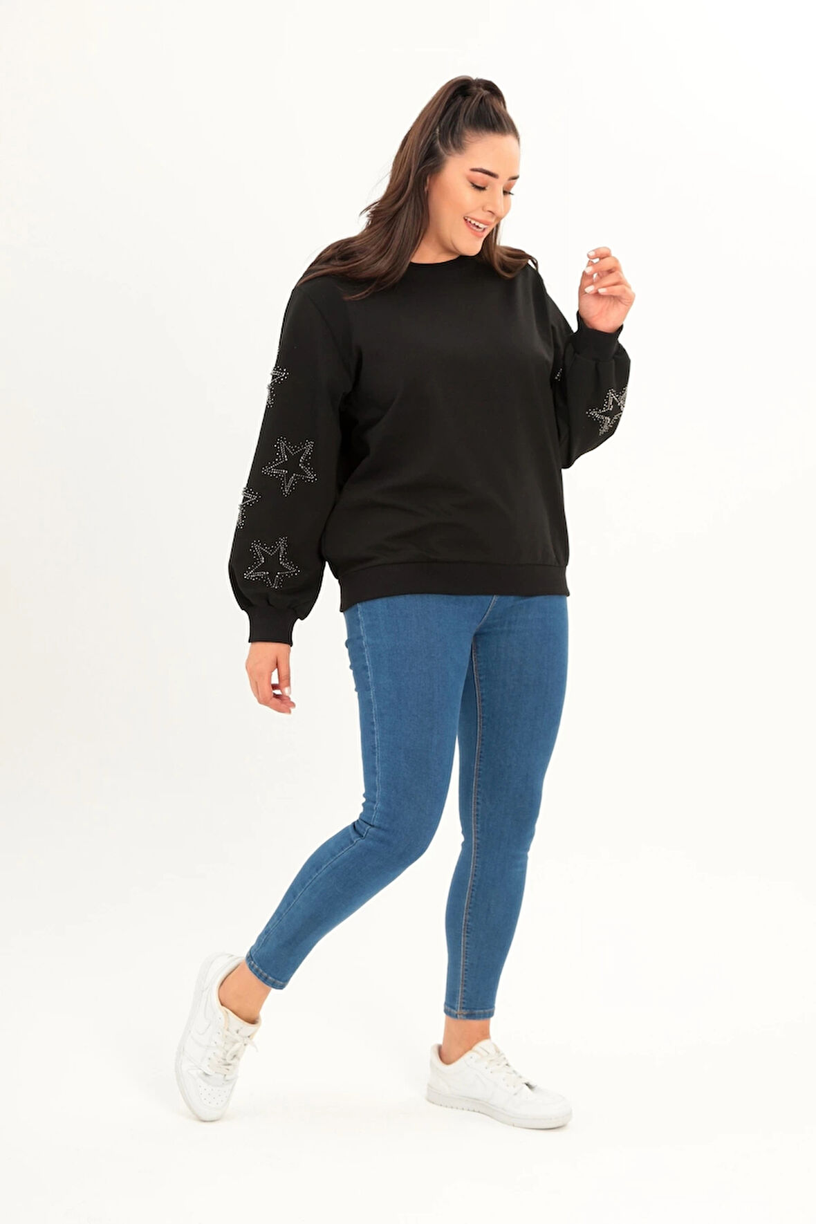 Kolları Yıldız Taş Baskılı Sweatshirt