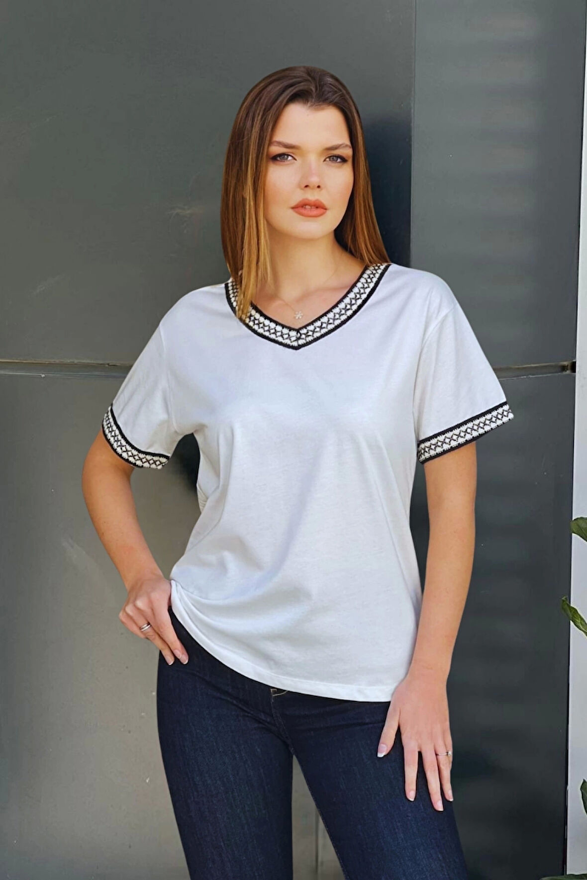 Yakası Ve Kolları Örme Şeritli Bluz