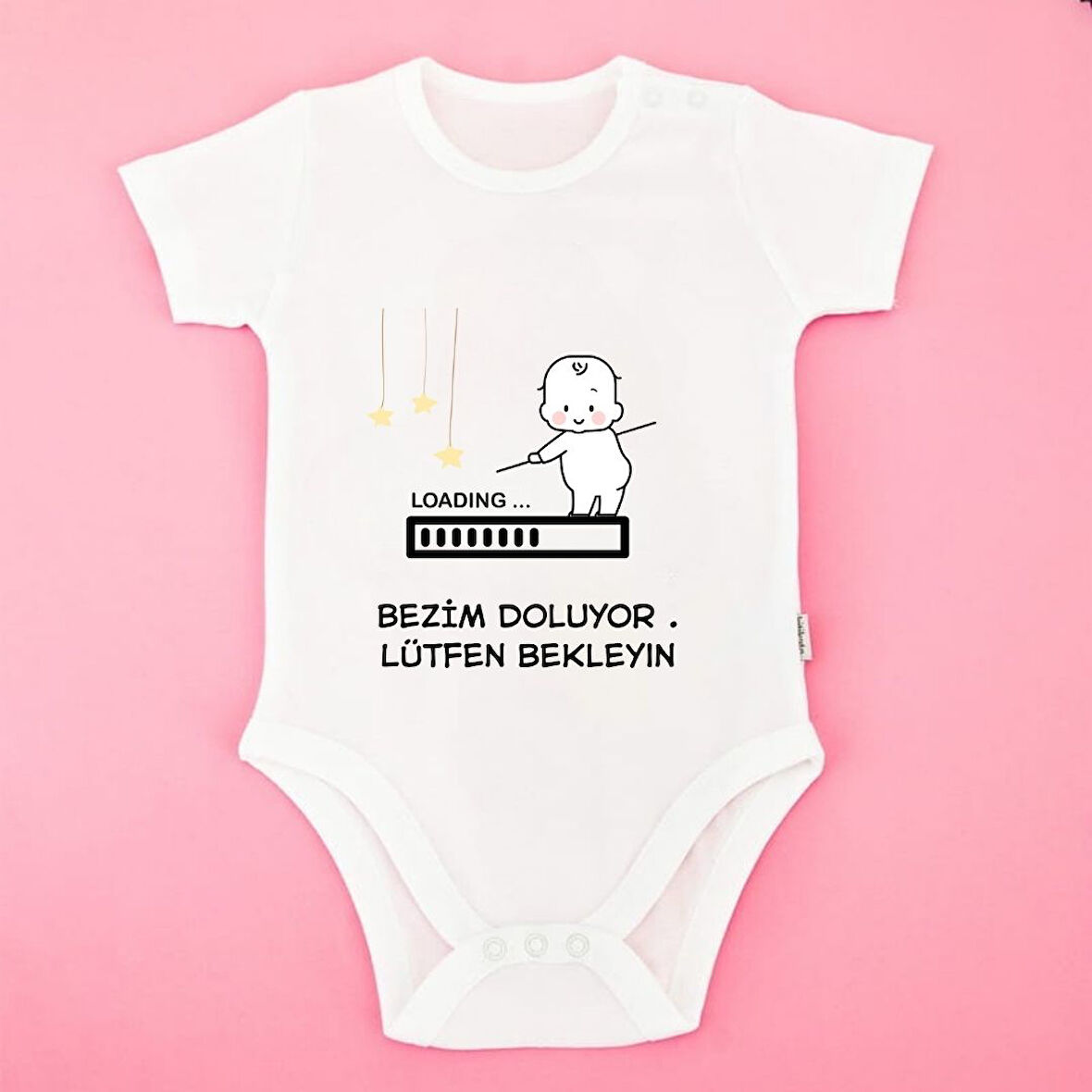 Bezim Doluyor Loading… Bebek Body - Espirili Bebek Kıyafeti